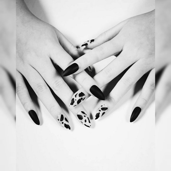 Black Kollection: Cow Print Press On Nails - Picture 1 of 4